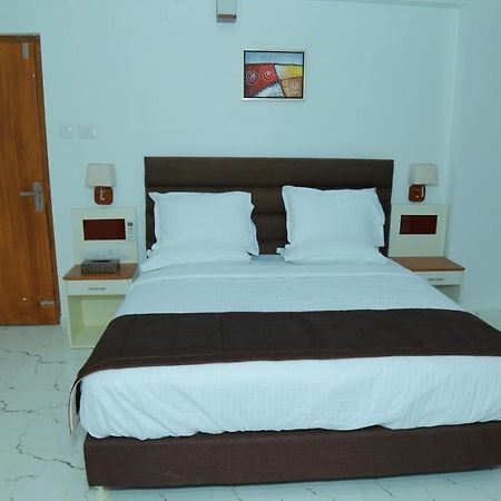Utsavam Hotel Apartments Guruvayur Ngoại thất bức ảnh