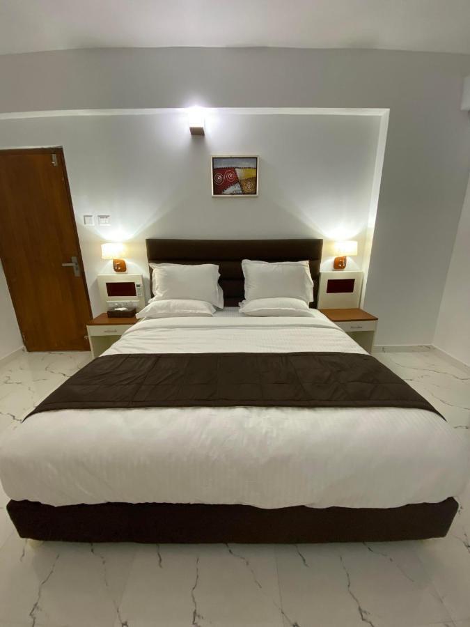 Utsavam Hotel Apartments Guruvayur Ngoại thất bức ảnh